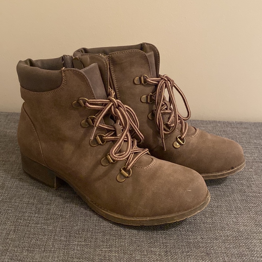 Tan Combat Boots